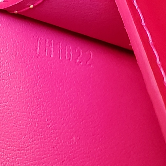 SOLD!!!Louis Vuitton Vernis Mott Bag in Hot PINK ! - Picture 5 of 8